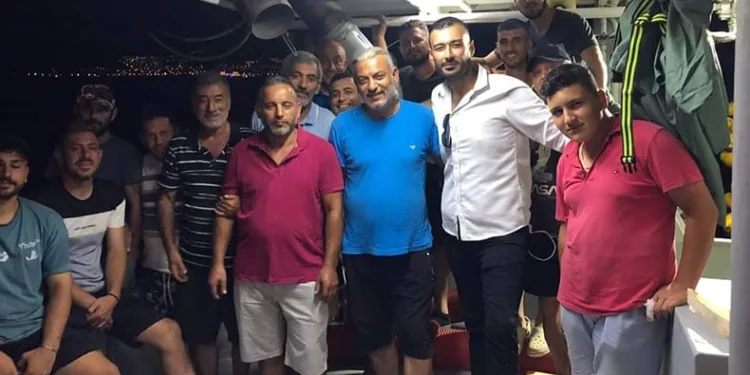 Didim açıklarında hamsi ve sardalya bereketi