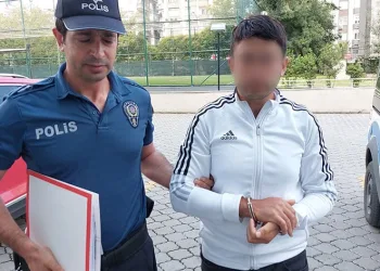 Mezarlıkta hırsızlık