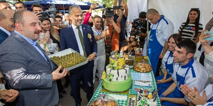 Bursa’nın lezzetleri vitrine çıktı
