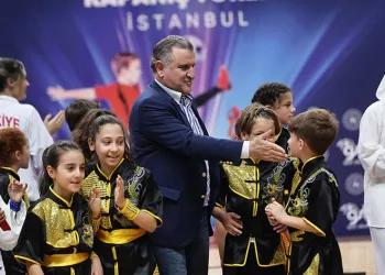 “Çocuklarınızla konuşun sohbet edin”