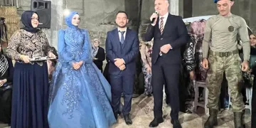 Asker kardeşten ağabeyine nişan sürprizi