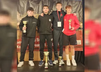 Büyükşehir sporcusu altın madalyanın sahibi oldu