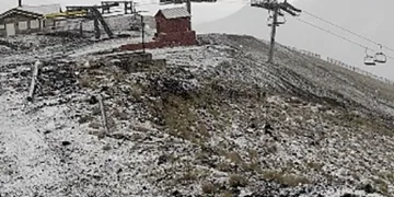 Palandöken’in zirvesi beyaza büründü