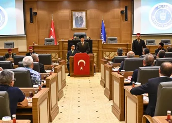 101 yıllık keder ve sevinç meclise taşındı