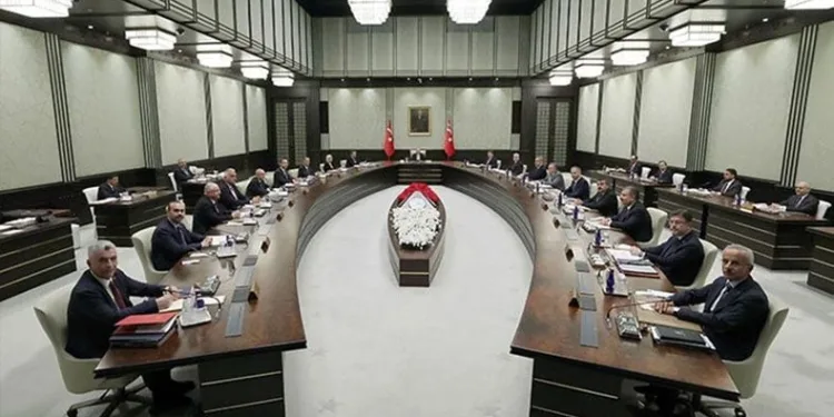 Kabine bugün toplanıyor