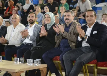Yıldırım’da Anadolu rüzgarı esiyor