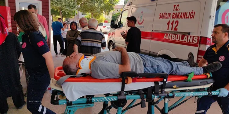 Bursa’da motosiklet yayaya çarptı