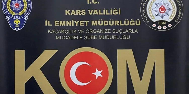 Gümrük kaçağı telefon ele geçirildi