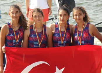 Kürek Milli Takımı’ndan 16 madalya