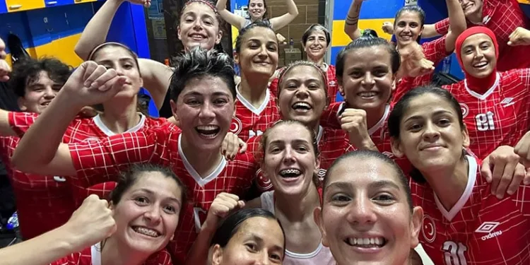 Milliler, yoluna devam ediyor
