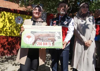 Bakan Yumaklı’dan genç girişimciye ziyaret