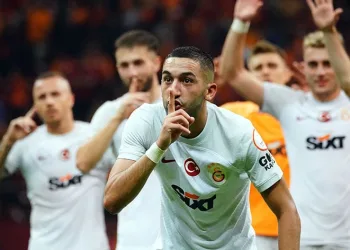 Maç sonu 3’lüsü Hakim Ziyech’ten