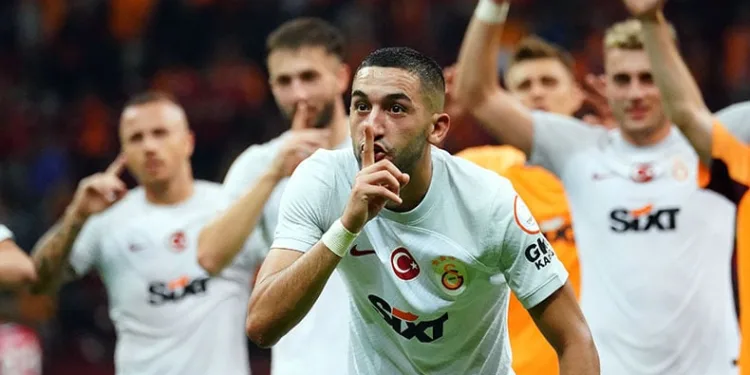Maç sonu 3’lüsü Hakim Ziyech’ten