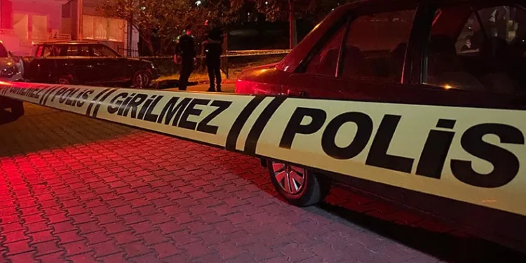 Otoparkta silahlı saldırıya uğrayan kişi hayatını kaybetti
