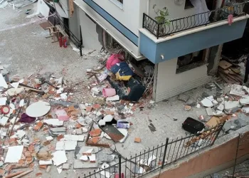 “Bina resmen yerinden kalktı”