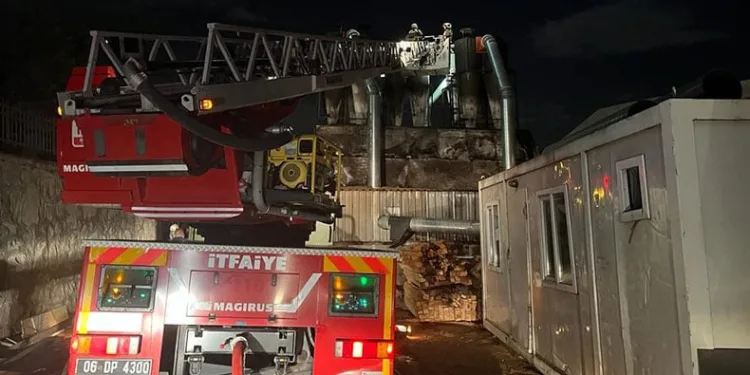 Ankara’da talaş fabrikasında yangın
