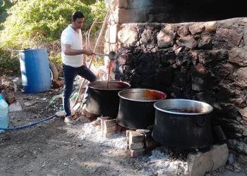Pekmez kazanları kaynamaya başladı
