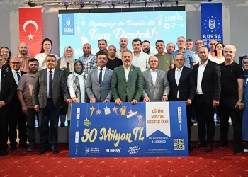 Hem öğrenciyi hem esnafı mutlu edecek destek