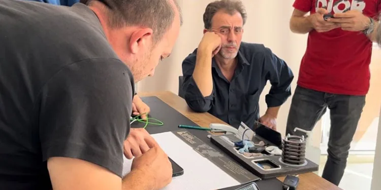 Yeni aldığı otomobilini çaldırınca dedektif olup izini sürdü