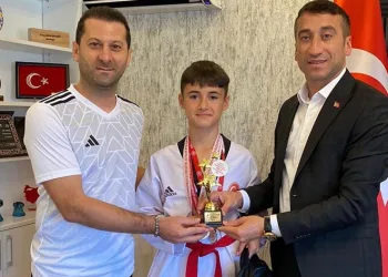 Mustafa Can’a milli davet