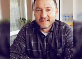 İnek tarafından tekmelenen adam öldü