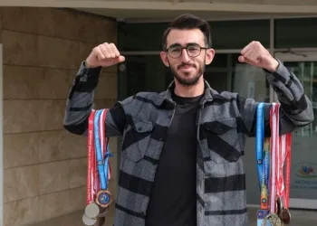 10 parmağında 10 marifet