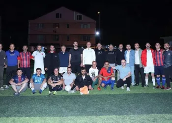 Başkanlar sahaya indi