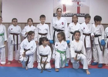 Diyarbakırlı altın kız Sena, miniklere örnek oluyor