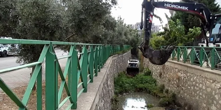 BUSKİ Çamaşır Deresi’nde çalışma başlattı
