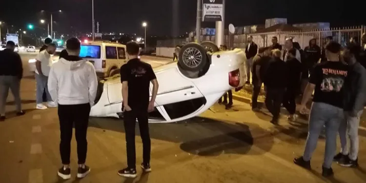 Sürücünün kontrolünden çıkan otomobil takla attı