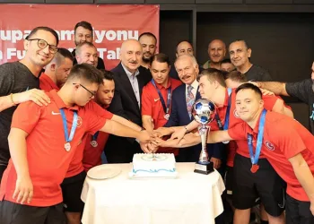 Down Sendromlular Avrupa şampiyonlarıyla buluştu