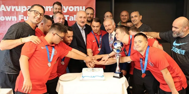 Down Sendromlular Avrupa şampiyonlarıyla buluştu
