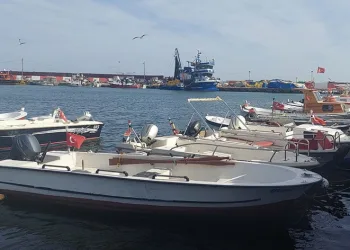 Marmara Denizi ulaşımına poyraz engeli