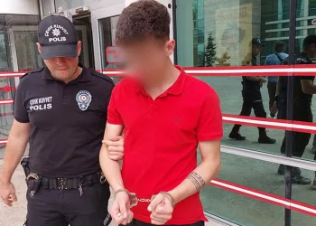 Uyuşturucu ticaretinden tutuklandı