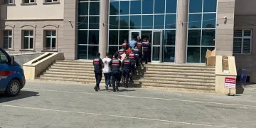 TCDD’den kablo çalan hırsızlara suçüstü