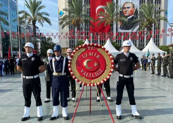 İzmir’de 9 Eylül coşkusu