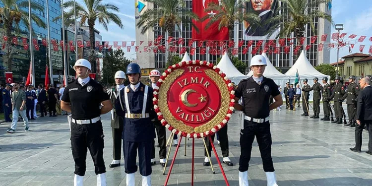 İzmir’de 9 Eylül coşkusu