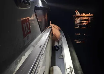 13 düzensiz göçmen kurtarıldı