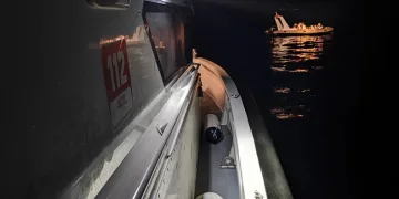13 düzensiz göçmen kurtarıldı