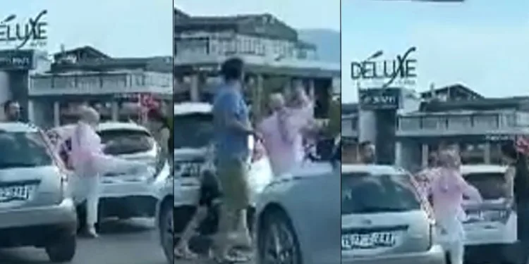 Trafikte tekme tokat kavga ettiler