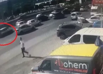 Bursa’da 4 aracın karıştığı kaza