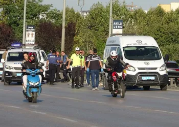 Bursa’da feci kaza, bariyerlere çarparak hayatını kaybetti
