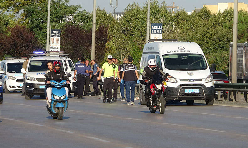 Bursa'da feci kaza, bariyerlere çarparak hayatını kaybetti