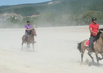 Orhaneli Belediyesi yazı festivalle kapattı