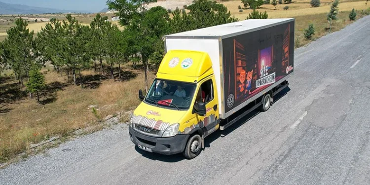 Az gitti uz gitti dere tepe düz gitti