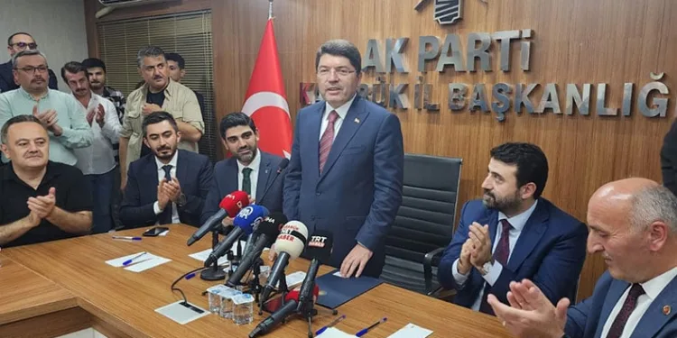 Bakan Tunç’tan yeni anayasa çağrısı