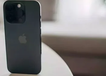 Apple, 200 milyar dolar kaybetti