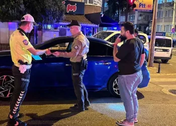 Bursa’da bin polisle huzur denetimi