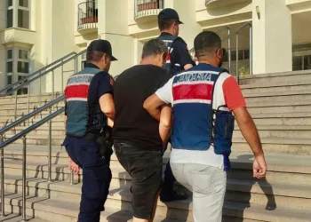 52 ayrı suç kaydı vardı