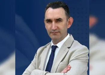 Yerel seçim anketleri başlıyor